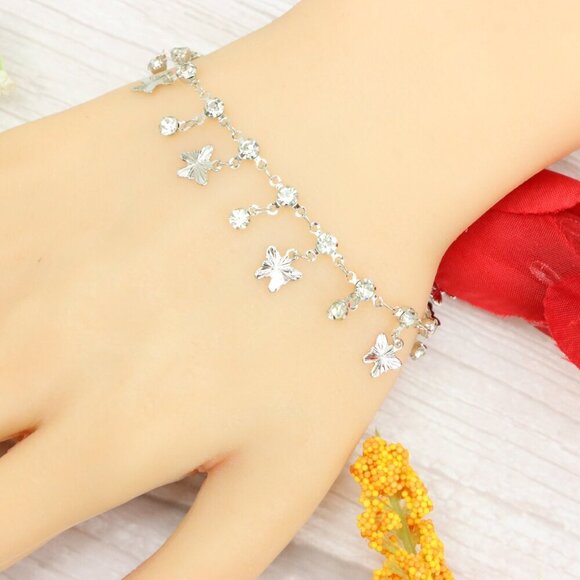 "Trendy Handmade Bracelet – A Thoughtful Gift for Girls & Women | UNVRC1275 - Picture 3 of 10